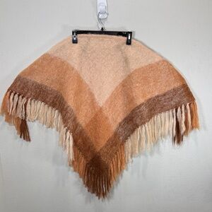 Glen Cree triangle fringed Mohair wrap vintage
